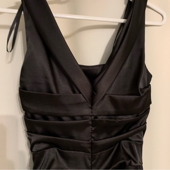 Rouched satin cocktail party dress from Le Chateau. Very flattering. - Picture 8 of 14